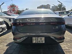 بی وای دی Qin Plus